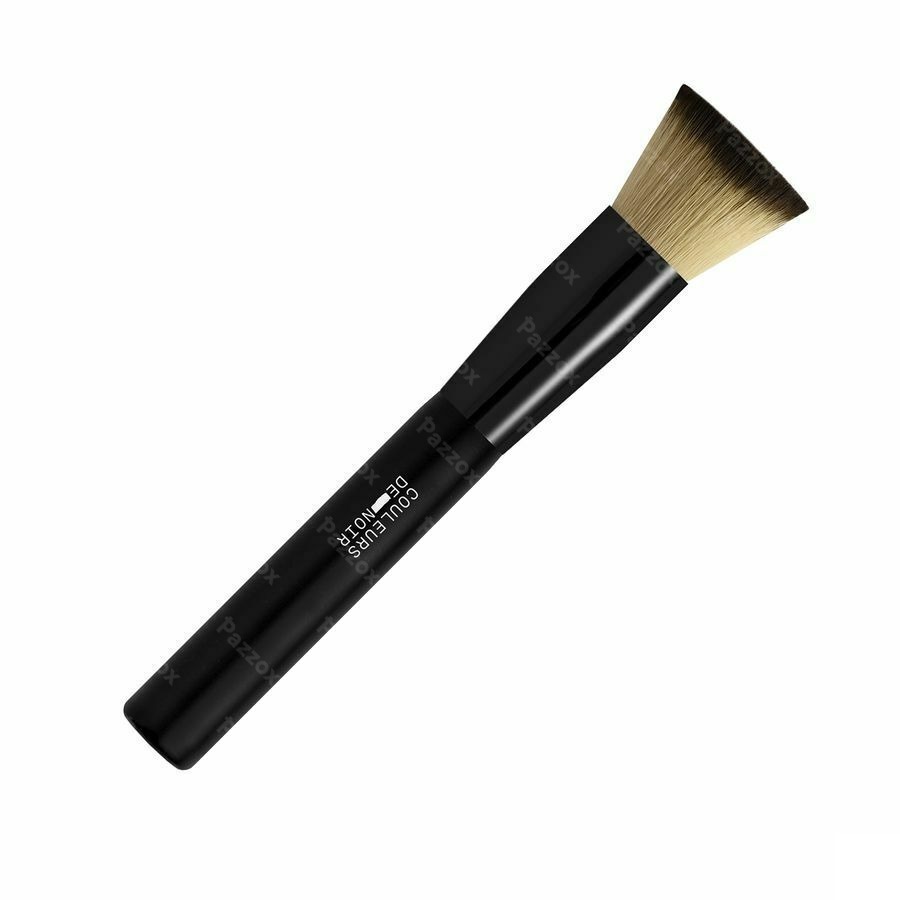 Les Couleurs De Noir Pinceau N32 Foundation